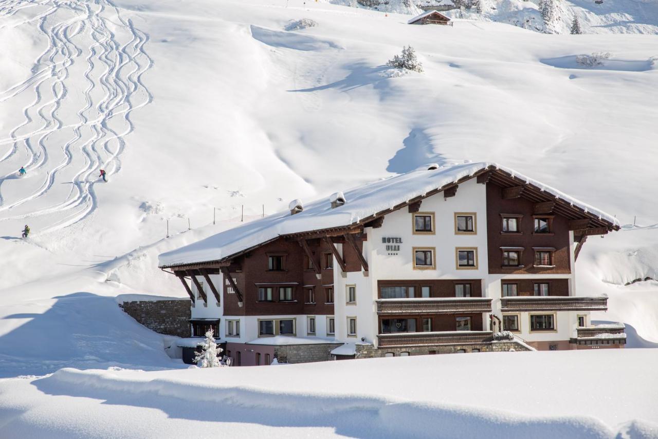 Hotel Ulli Zürs Екстериор снимка