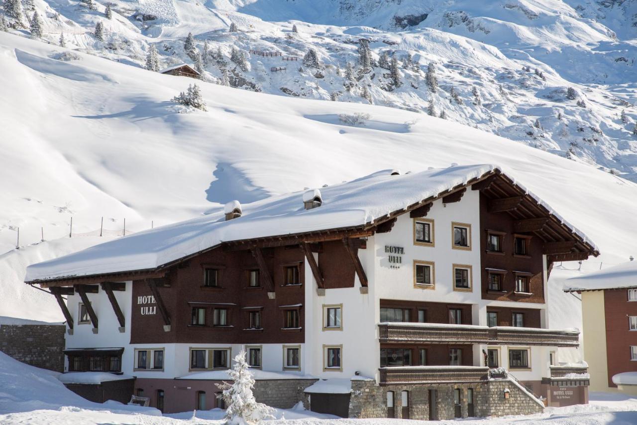 Hotel Ulli Zürs Екстериор снимка
