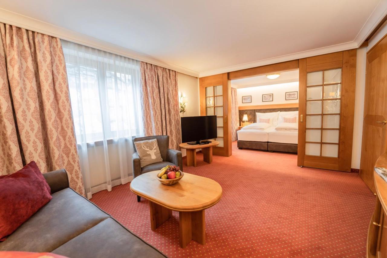 Hotel Ulli Zürs Екстериор снимка